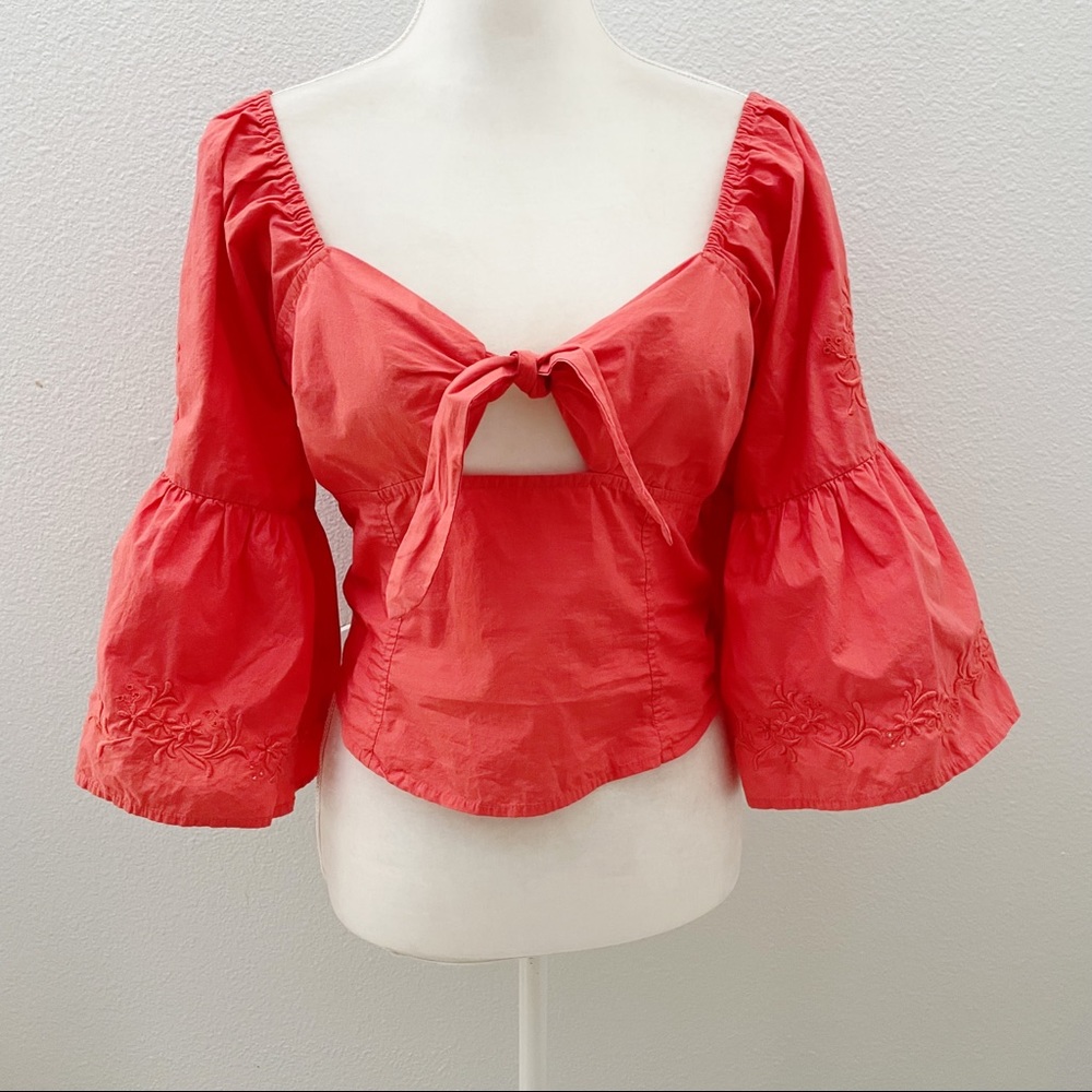Free People boho coral embroidered sleeve crop top size medium